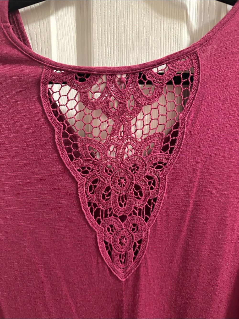 V-Neck Lace-Back Sleeveless Tank Top - Raspberry - Picture 3 of 5